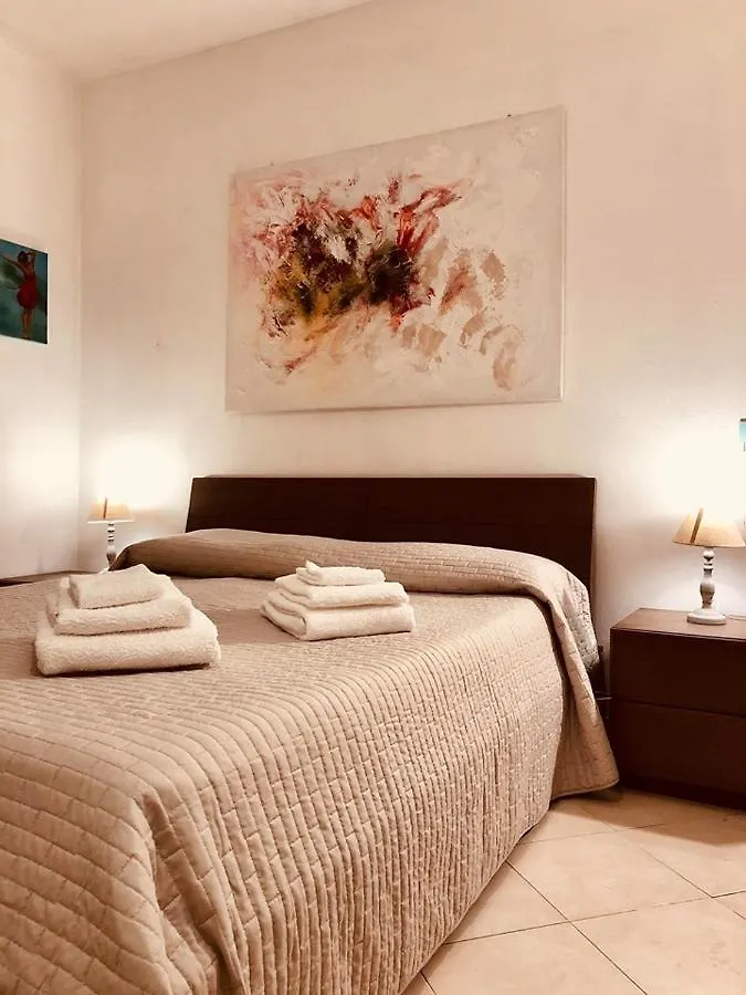 *** Bed & Breakfast B&B Le Quattro Stagioni La Maddalena  Italy