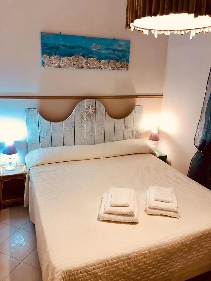 B&B Le Quattro Stagioni La Maddalena  La Maddalena (Sassari)